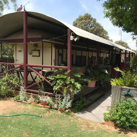 Dongara Breeze Inn Экстерьер фото