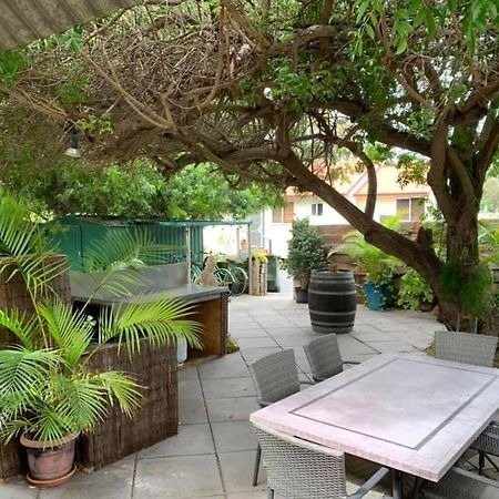 Dongara Breeze Inn Экстерьер фото