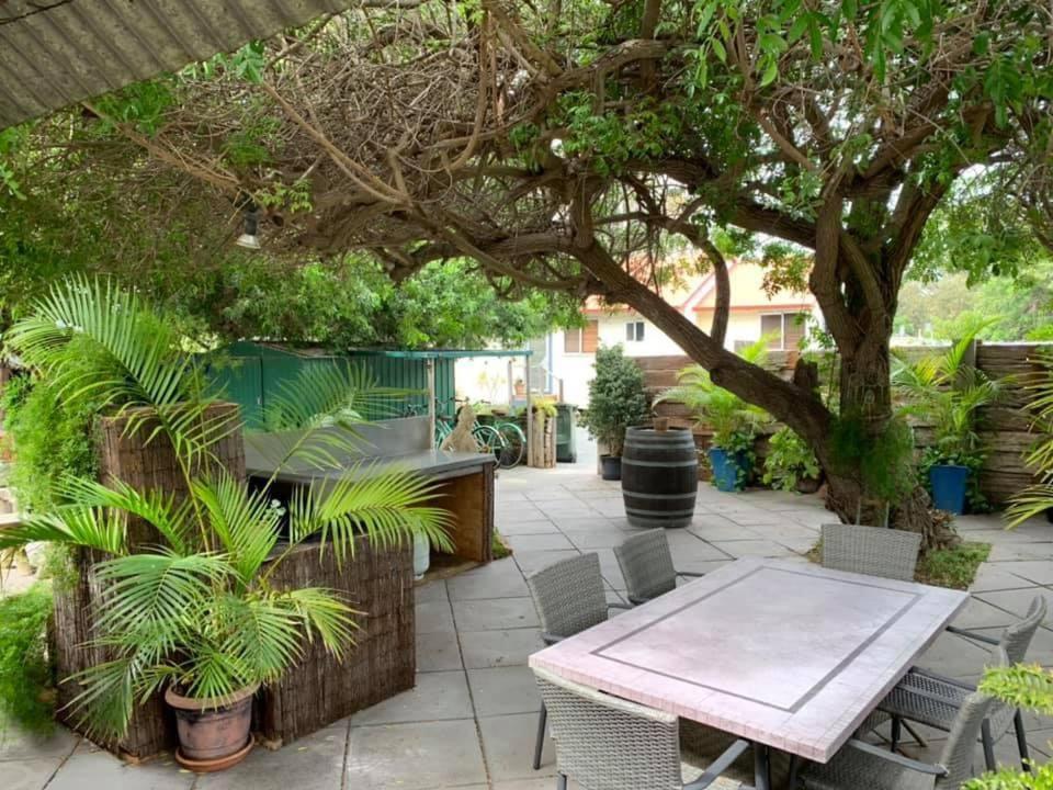 Dongara Breeze Inn Экстерьер фото
