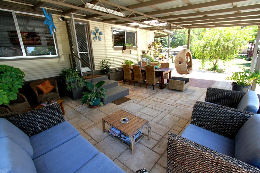 Dongara Breeze Inn Экстерьер фото